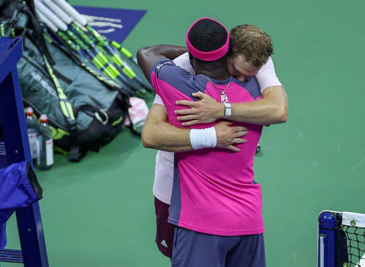Moment emoționant la finalul partidei Tiafoe-Michelsen, iar numărul 3 WTA a plâns în vestiar urmărind scena
