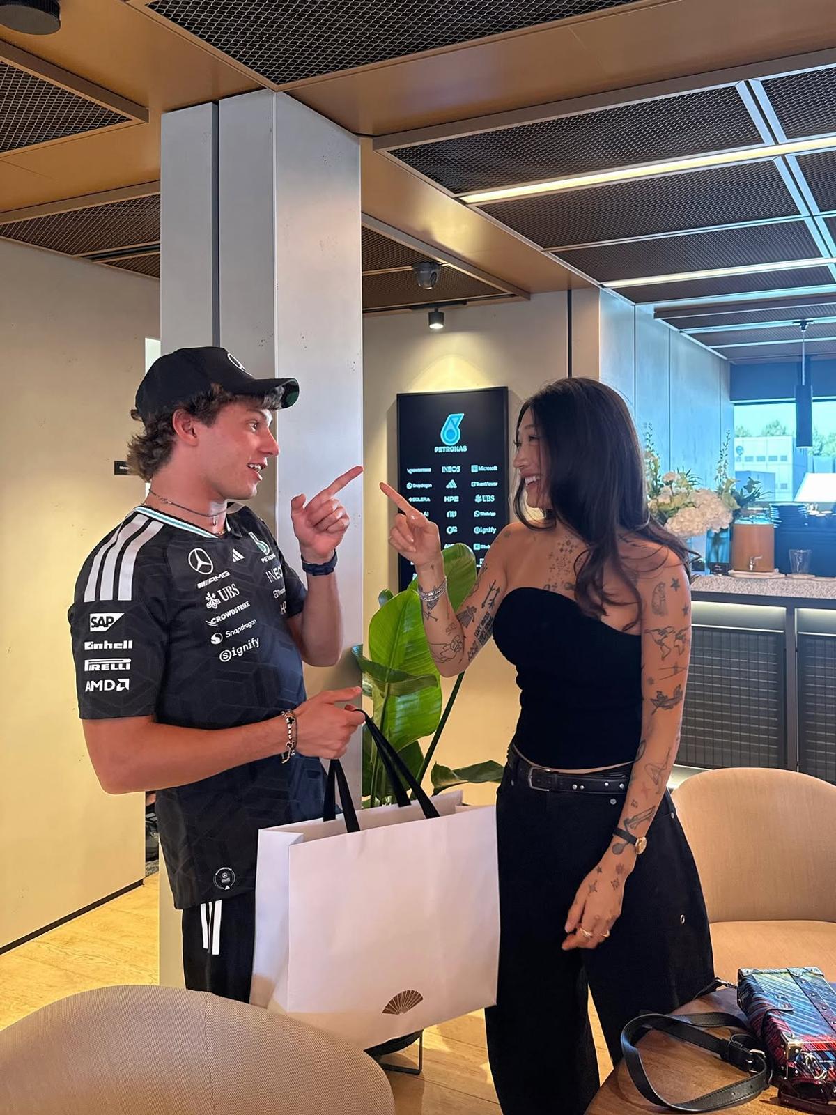 Peggy Gou a atras toate privirile în weekendul sportiv din Italia