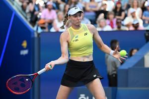 Elena Rybakina a învins-o în sferturi de finală pe Qinwen Zheng la US Open și de luni va fi noul lider mondial