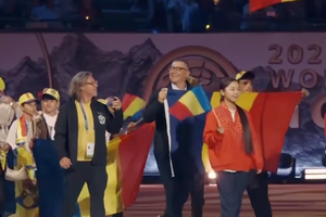 Victor Ponta, cu tricolorul în fața lui Putin, Erdogan și a președintelui Chinei » România a trimis 70 de oameni la competiția misterioasă din Kârgâzstan