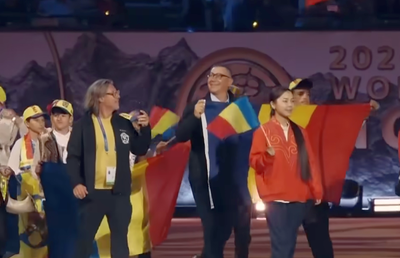 Victor Ponta, cu tricolorul în fața lui Putin, Erdogan și a președintelui Chinei » România a trimis 70 de oameni la competiția misterioasă din Kârgâzstan