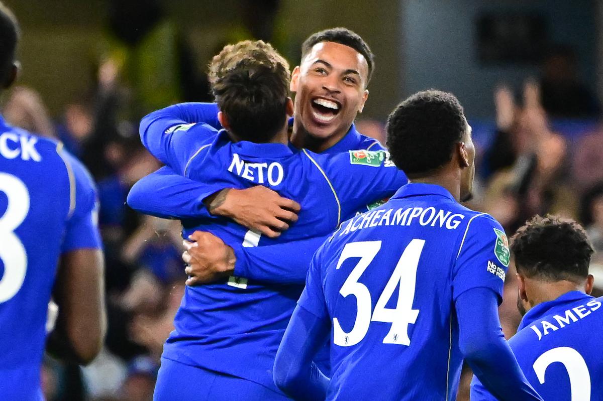 Meciul serii nu a venit din Liga Campionilor! Era 0-2 în minutul 48, s-au mai marcat șapte goluri până la final