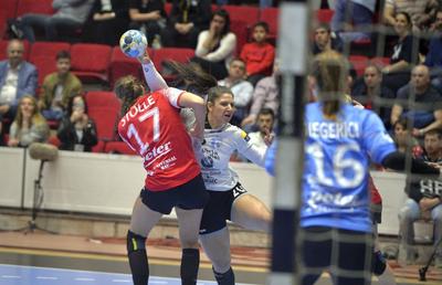 Claudia Constantinescu, jucătoarea adusă să o înlocuiacă pe Cristina Neagu, a fost împrumutată de CSM București la HC Dunărea Brăila