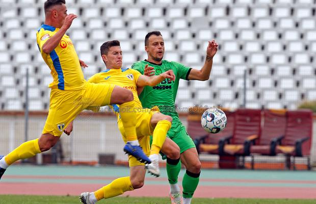 Dinamo, victorie dramatică în amicalul cu Petrolul » Cine a marcat + Rednic a schimbat sistemul