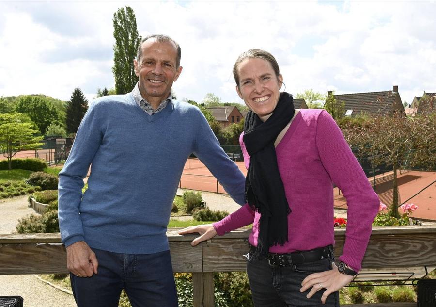 Justine Henin și Carlos Rodriguez Fostul antrenor al Mariei Sharapova o critică pe Emma Răducanu: „A comis o greșeală”