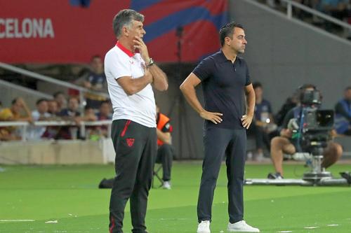 Jose Luis Mendilibar (stânga) pleacă de la FC Sevilla. Foto: Imago Images