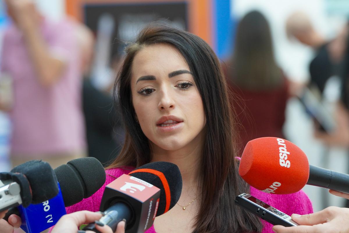 Avertisment pentru „tricolore” » Narcisa Lecușanu: „Nu e ușor să joci în fața unor adversari pe care pare că-i desconsideri”