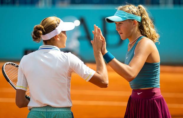 Și-a învins sora în turneul de la Wuham și va împărți premiul câștigat! Situație bizară în circuitul WTA