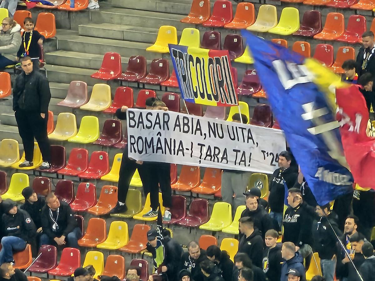 Mesaje afișate de galerie la România - Moldova