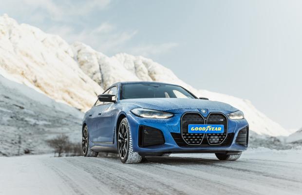 Goodyear UltraGrip Performance 3 oferă acum cea mai extinsă gamă de anvelope de iarnă, cu 269 de dimensiuni, pentru mașini compacte, electrice și SUV-uri, și câștigă pentru al doilea an consecutiv la testul de iarnă ADAC