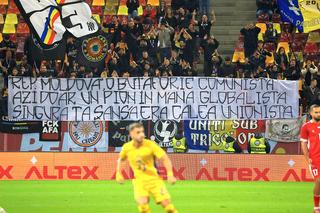Nu le-au putut opri! Mesaje dure pe Arena Națională: „Nerozii te numesc prietenul meu” /  „«Republica Moldova», o butaforie comunistă”