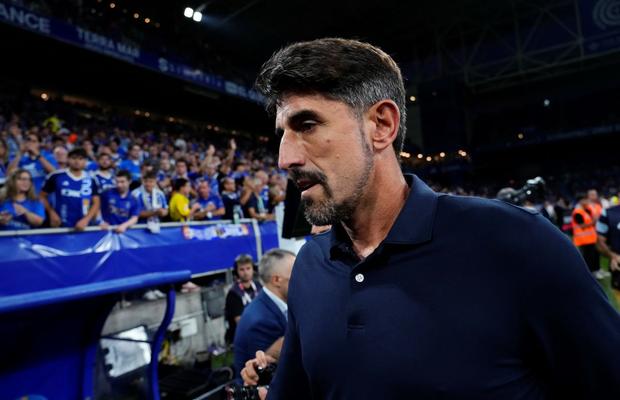 Oviedo și-a concediat antrenorul! O nouă șansă pentru Moldovan?