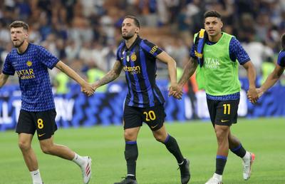 Jucătorul nemulțumit al lui Chivu ar putea pleca de la Inter: „Există un interes din Premier League pentru el”