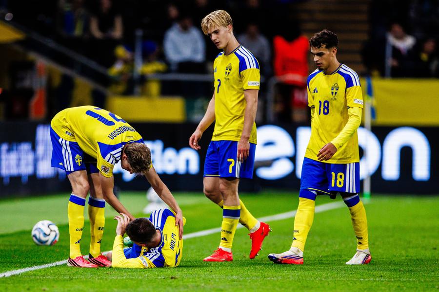 Emil Holm a suferit o accidentare gravă în România- Suedia 0-1/ Foto: Imago Fotbalistul lui Cristi Chivu a refuzat un rol administrativ la Inter și a semnat cu o altă echipă din Serie A