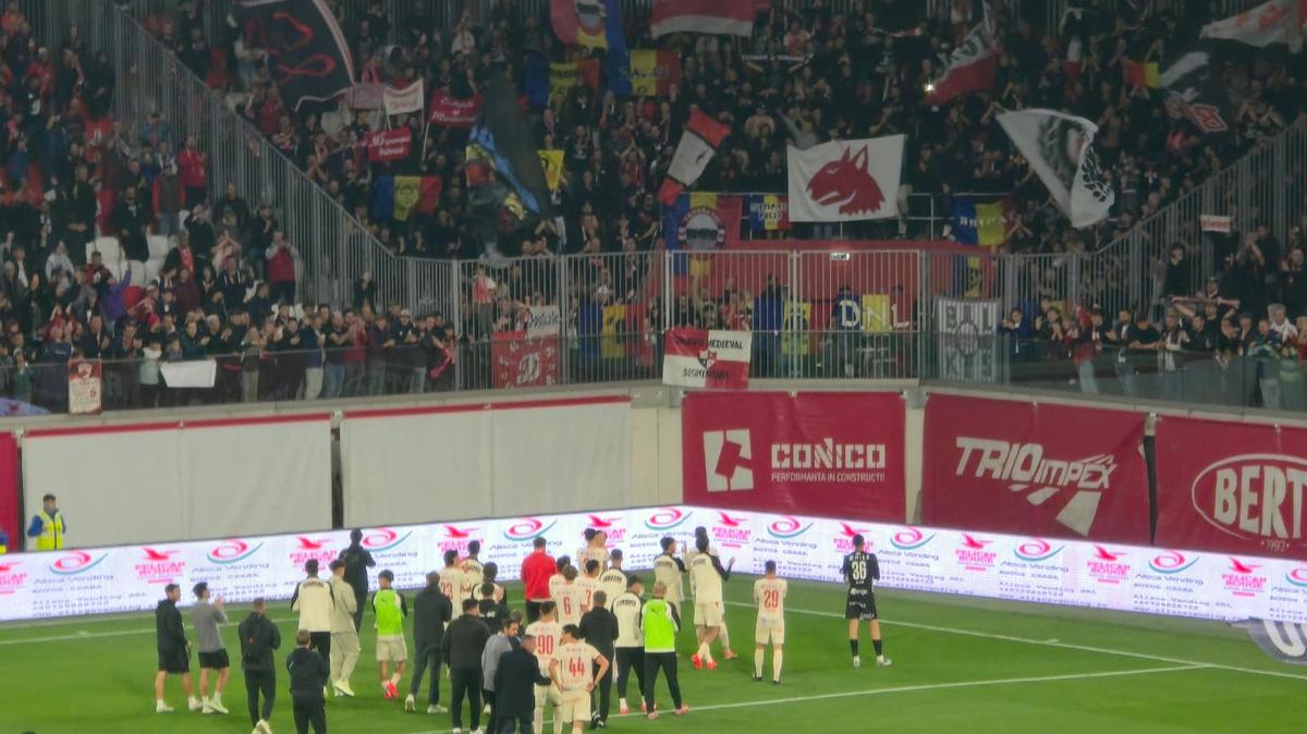 Ce s-a întâmplat după Sepsi - Dinamo, meci întrerupt două minute din cauza scandărilor xenofobe