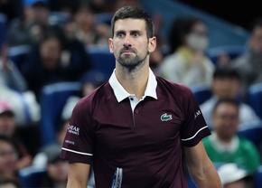 Proaspăt campion la Beijing, Djokovic a fost eliminat surprinzător în turul 2 de la Shanghai
