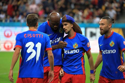 De la stânga la dreapta: Juri Cisotti, Arnold Garita, Meriton Korenica și Ofri Arad, în FCSB - Petrolul Ploiești / Foto: Ionuț Iordache GSP
