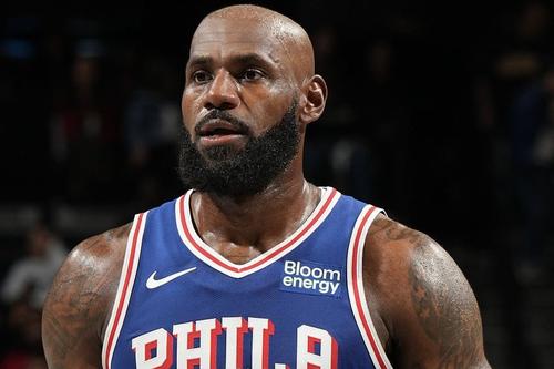 LeBron James a debutat pentru Philadelphia 76ers, a patra echipă din cariera sa/Foto: X