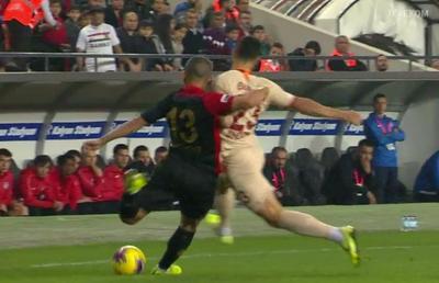 GAZIANTEP - GALATASARAY 0-2 // Marius Șumudică, învins de către echipa lui Florin Andone! Atacantul a ieșit accidentat