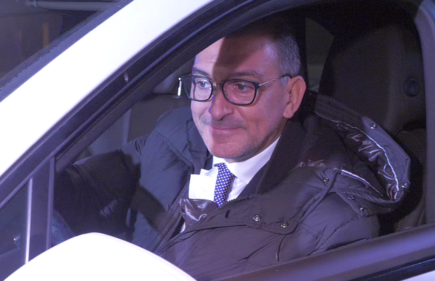 VIDEO + FOTO Ilie Dumitrescu, oprit de Poliție în București! Ce s-a întâmplat cu fostul internațional