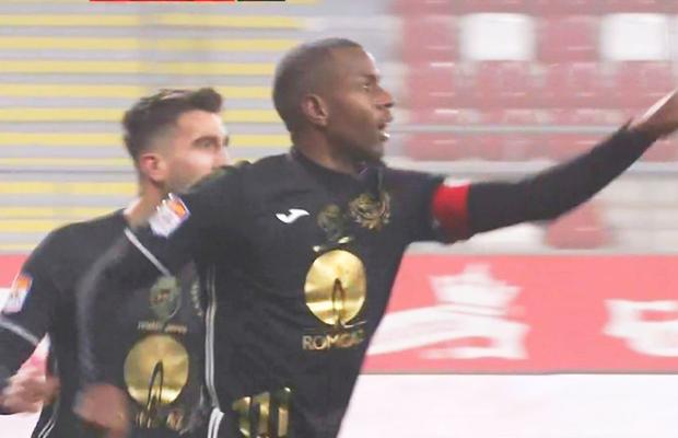 UTA - Gaz Metan 1-3. VIDEO Dumitru Cardoso, „dublă” cu direcția Rădoi! Clasamentul după 10 etape