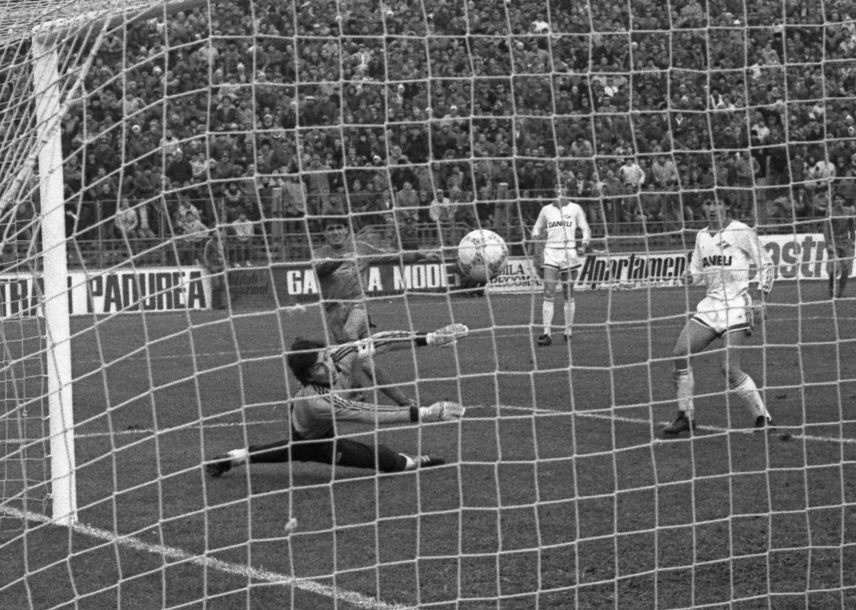 33 de ani de la ultimul mare meci european al lui Belodedici la Steaua