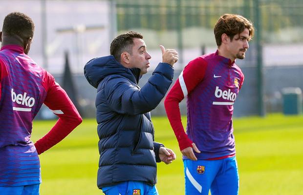 Cu Xavi nu e de glumă! Reguli stricte la Barcelona » Pique, vizat de noul regulament