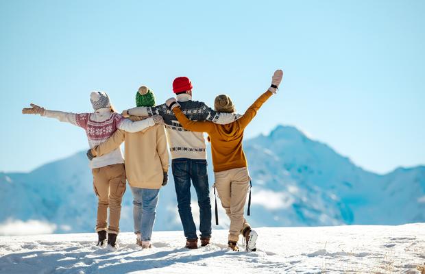 Vacanța de iarnă la munte. 5 produse pe care trebuie să le iei cu tine
