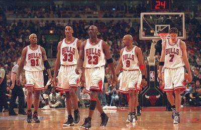 O legendă de la Chicago Bulls contestă titlul lui Michael Jordan: „Nu ar fi reușit fără mine! Vreau să fiu considerat GOAT” » Cine crezi că e cel mai bun baschetbalist din istorie?