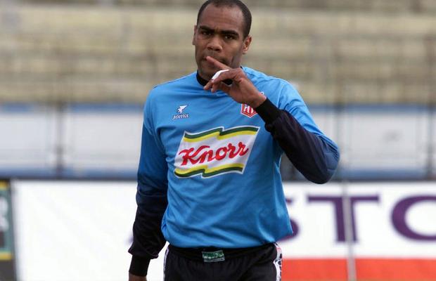 Au trecut 21 de ani, dar Fouhami nu a uitat de Dinamo » Fostul portar, șocat de problemele „câinilor”: „Când văd că joacă pe același stadion...”