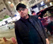 Dumitru Dragomir, conflict violent pe stradă cu protestatarul „Ceaușescu”: „Au dat în mine, nu mai văd cu un ochi!” vs. „M-au înțepat cu șurubelnția, au pus câinele să mă muște”