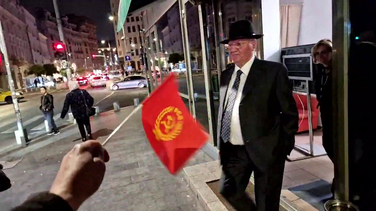 Dumitru Dragomir, conflict violent pe stradă cu protestatarul „Ceaușescu”