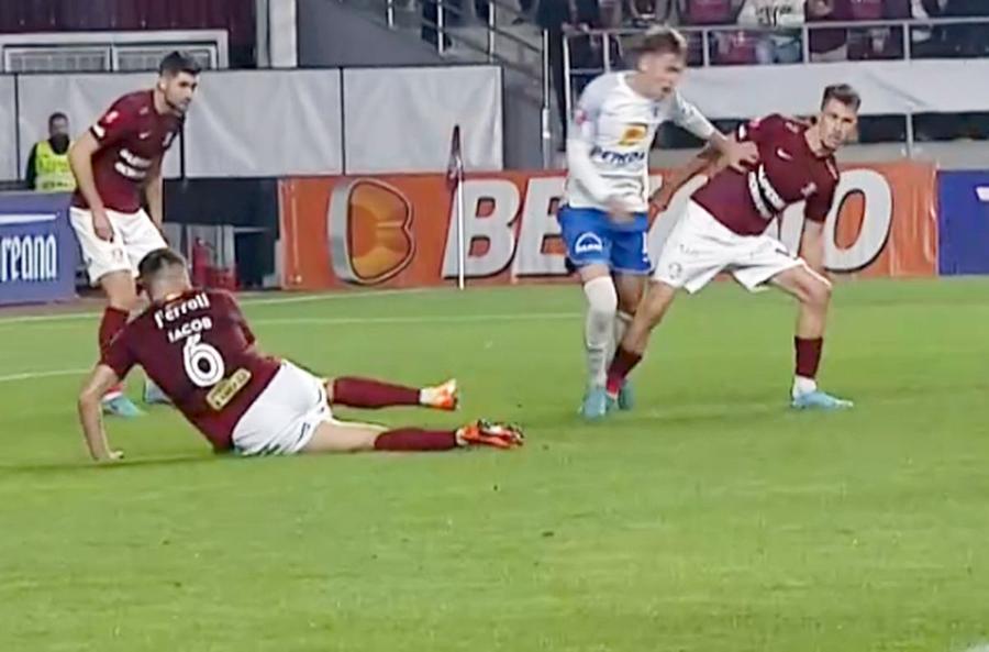 Kait l-a călcat pe Andronache în propriul careu Rapid - Farul 0-2 în Cupa României Betano » Adolescenții lui Hagi au făcut legea în fieful Rapidului! Clasamentul grupei