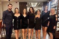 Ce apariție! Româncele, elegante în negru înainte de duelul cu Serbia în playoff-ul BJK Cup