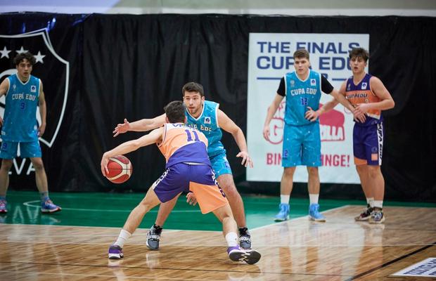 Cea mai spectaculoasă competiţie de baschet între licee revine cu o nouă ediţie