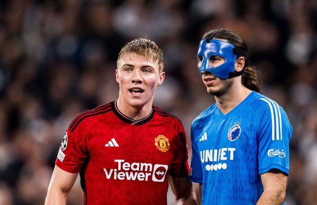 Internetul a „erupt” » Cele mai tari glume după ce United a ajuns ultima în grupa de UCL