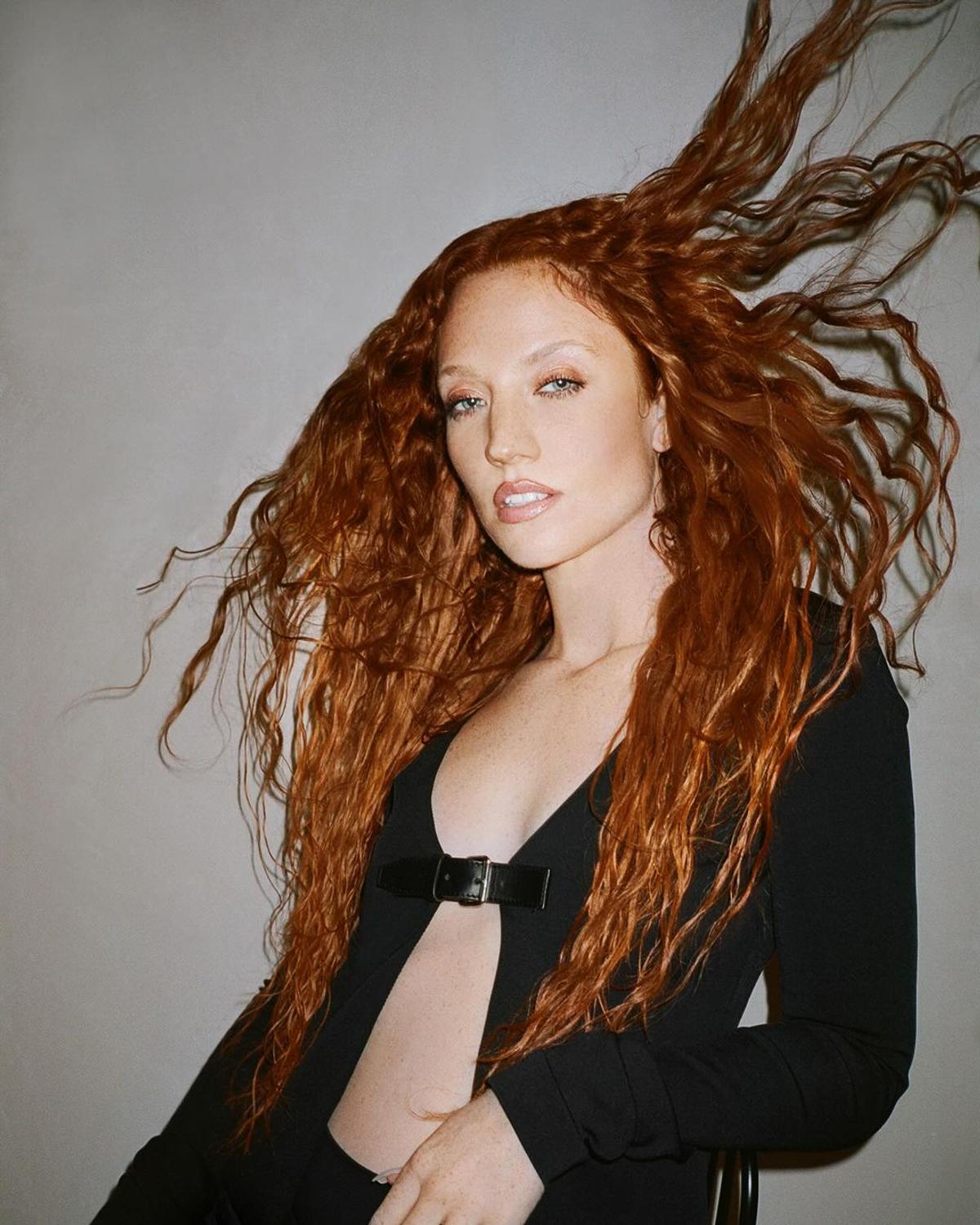 Alex Scott, fostă jucătoare în Premier League, are o relație cu artista Jess Glynne. Foto: Instagram