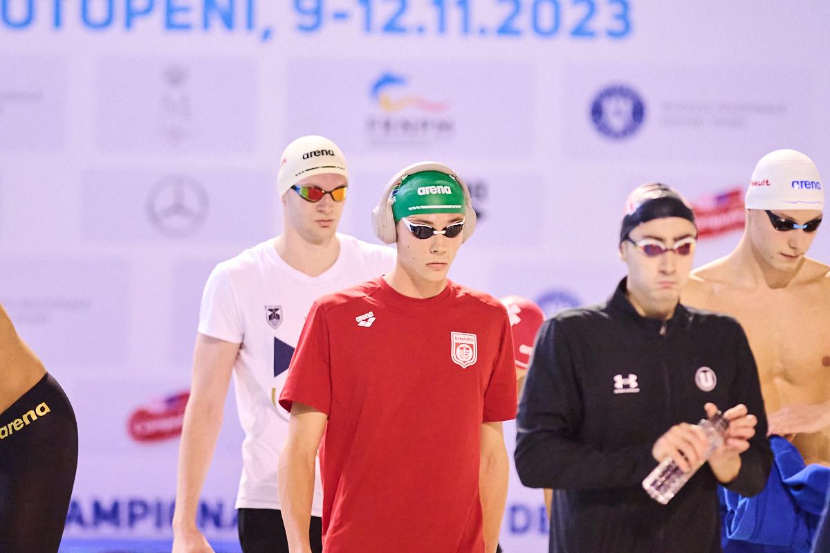 FOTO David Popovici, primul loc în finala de la 100m liber la Campionatele Naționale în bazin scurt