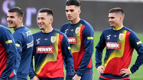 Ianis Hagi și Olimpiu Moruțan (centru) sunt principalale variante pentru postul de extremă dreapta