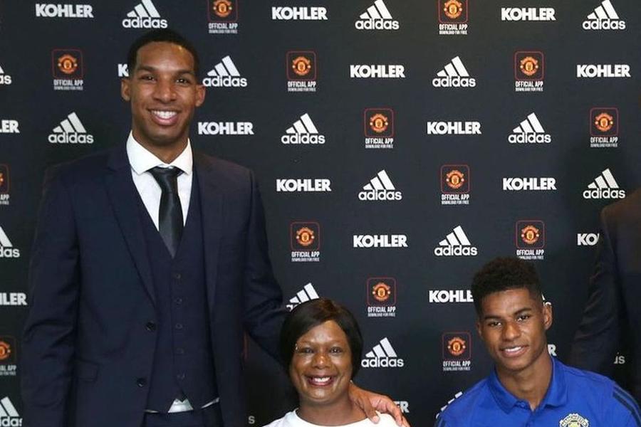 Marcus Rashford și fratele său, Dane
Foto: Instagram Fratele lui Marcus Rashford, arestat în Statele Unite ale Americii, după ce și-a lovit partenera