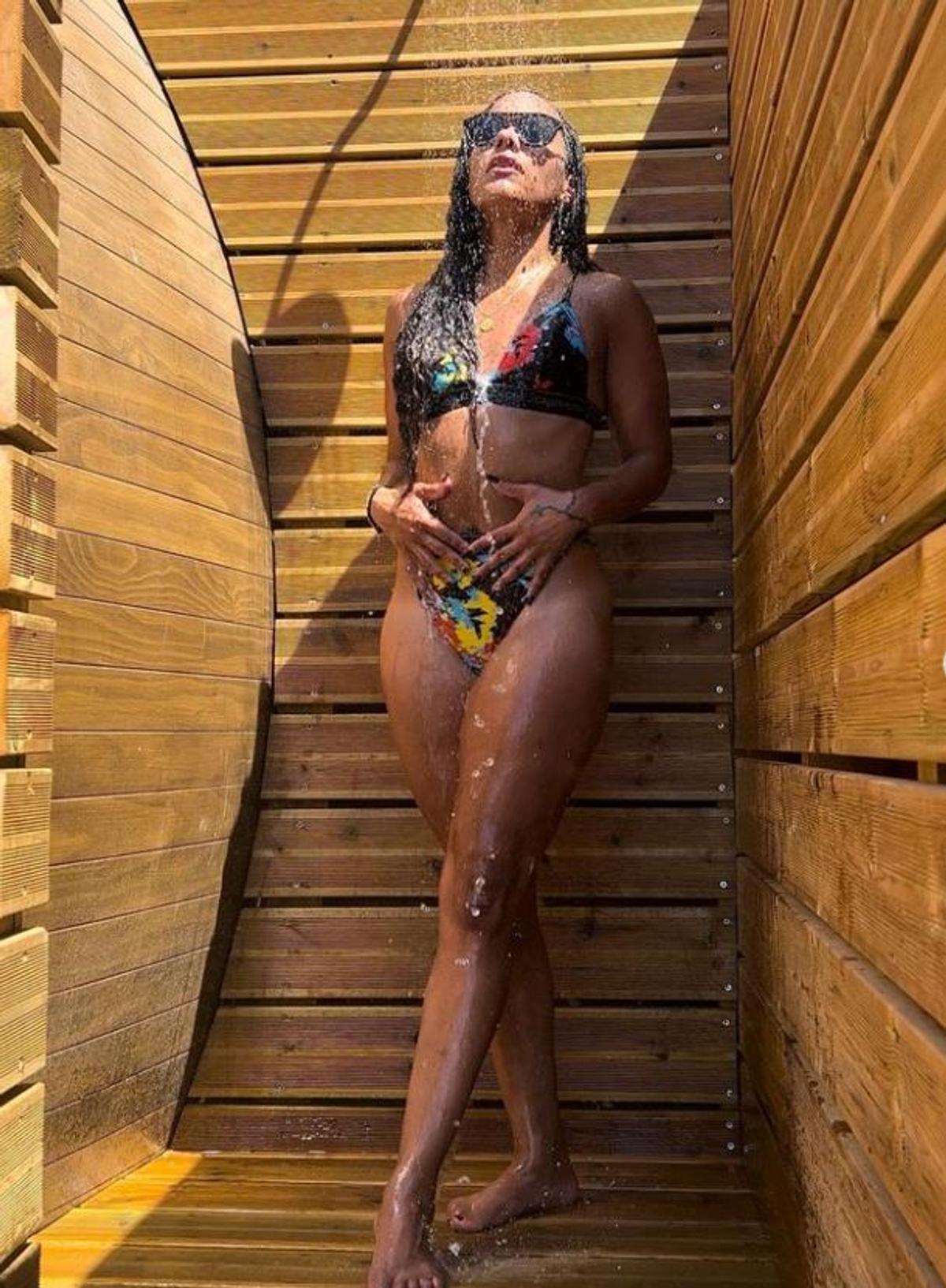 Alex Scott, fostă jucătoare în Premier League, are o relație cu artista Jess Glynne. Foto: Instagram