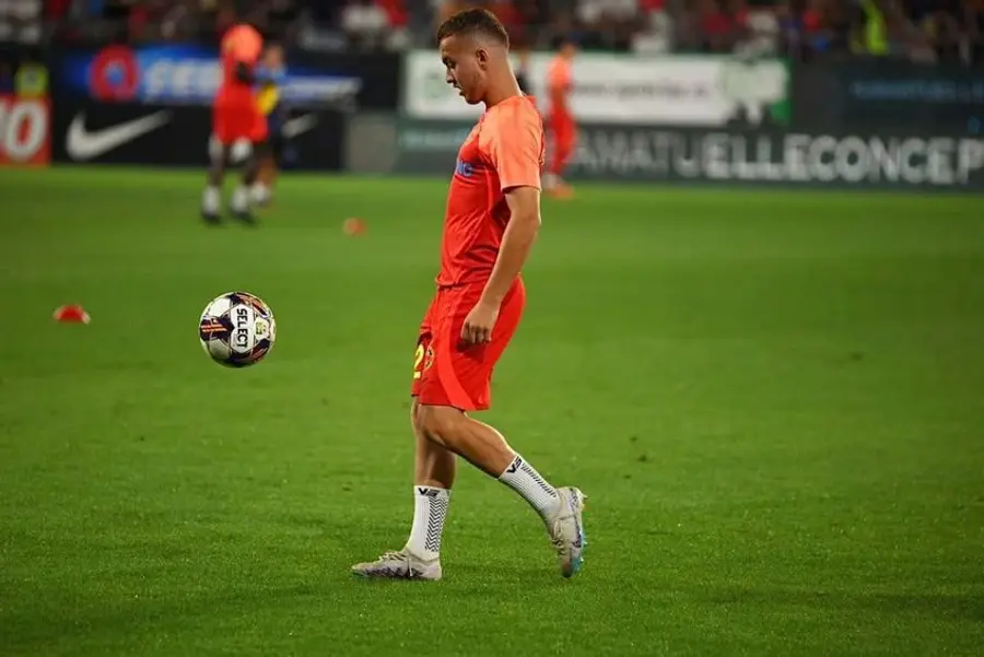 Mihai Stoica anunță o surpriză la FCSB » Cine va ocupa locul U21 la meciul cu FCU Craiova: „Arată mai bine ca seniorii!”