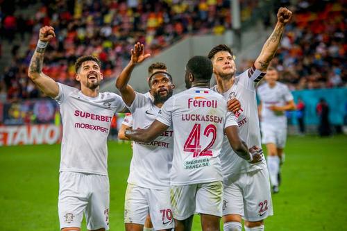 Marius Ștefănescu (25 de ani, extremă dreapta) de la Sepsi e în continuare pe lista Rapidului, giuleștenii vor încerca să-l transfere și în iarnă.