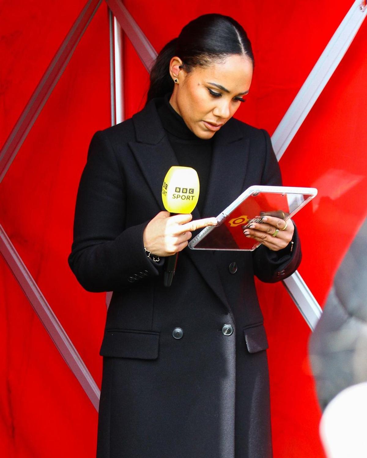 Alex Scott, fostă jucătoare în Premier League, are o relație cu artista Jess Glynne. Foto: Instagram