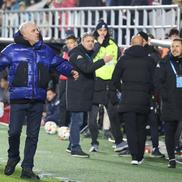 Marius Șumudică, nervos la meciul cu UTA / Foto: Ionuț Iordache GSP
