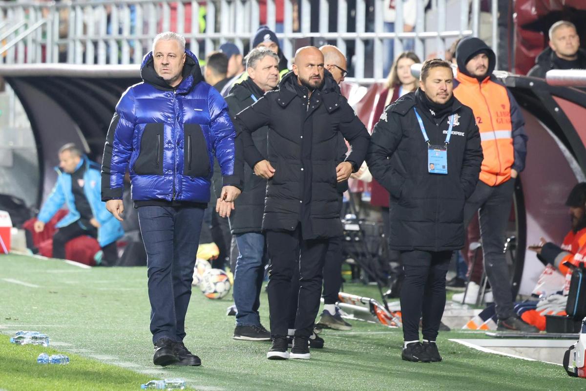 Marius Șumudică, la Rapid - UTA // FOTO: GSP