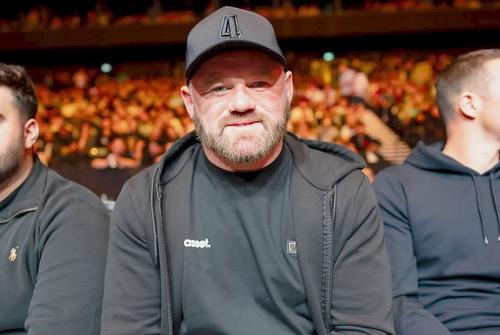 Avere incredibilă strânsă Wayne Rooney. Foto: Instagram @ufc