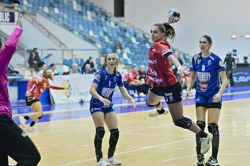 Lorena Ostase