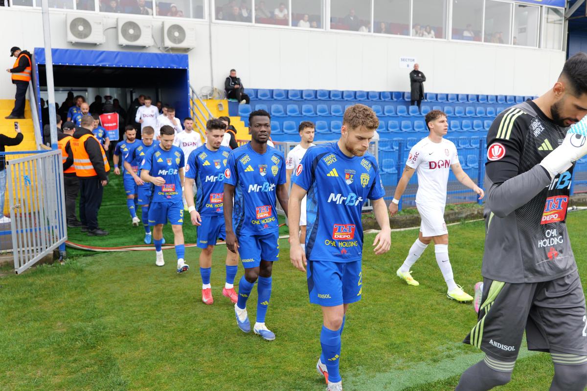 Unirea Slobozia - CFR Cluj, duel din etapa a 16-a din Superligă
