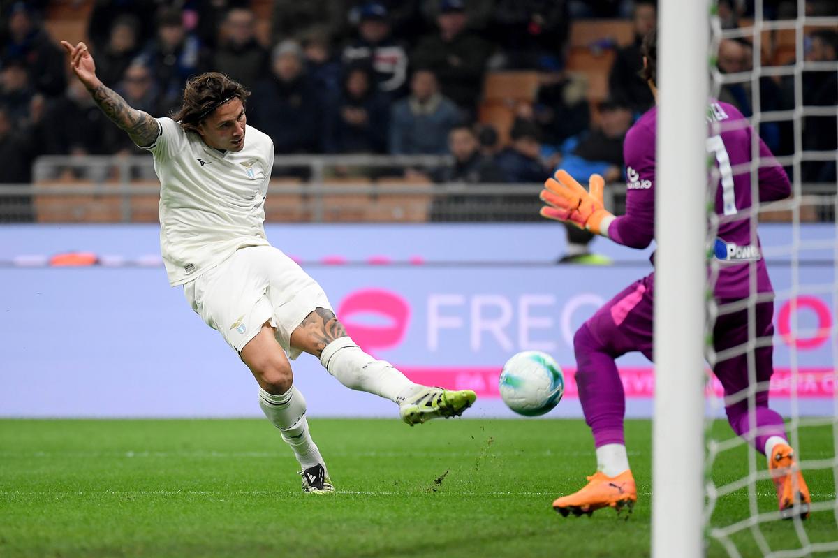 Cum a reacționat presa din Italia, după Inter - Lazio 2-0 » Cristi Chivu, lăudat din toate părțile